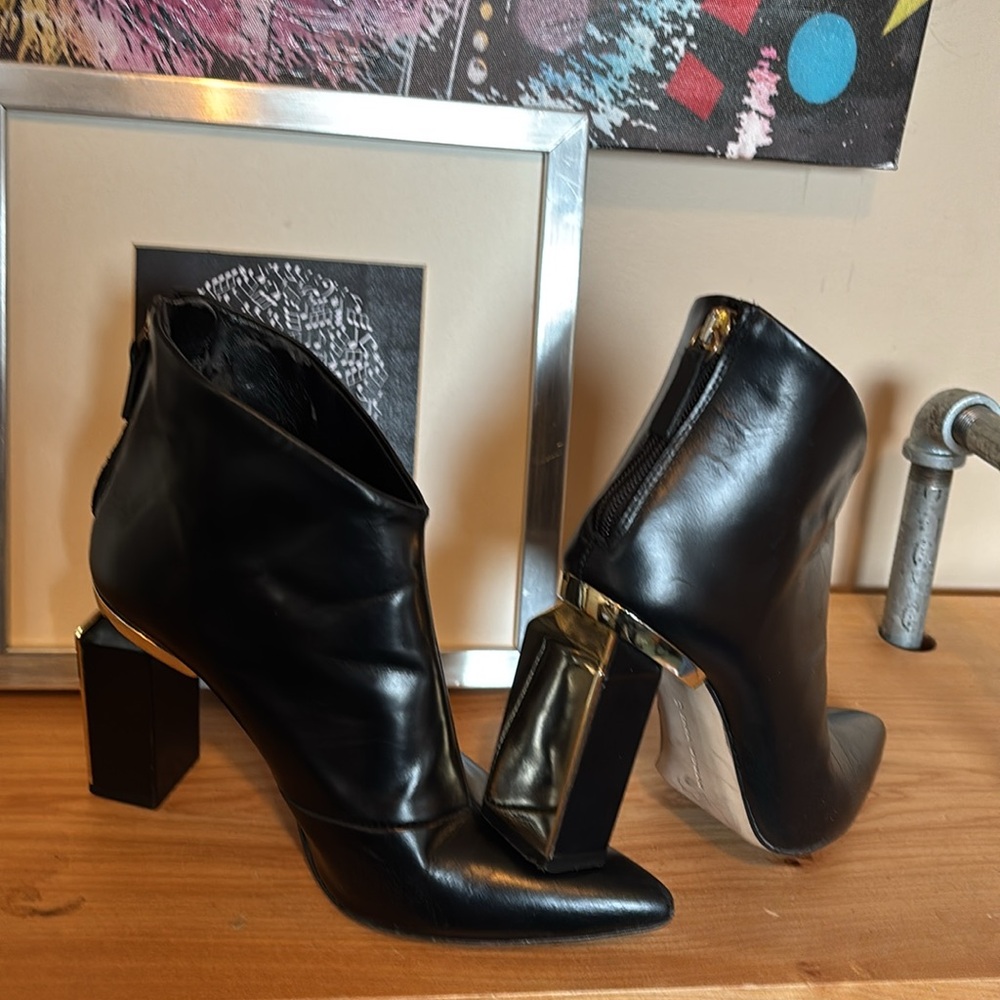 Size 6.5 Elegant Black and Gold Designer Ankle Boots